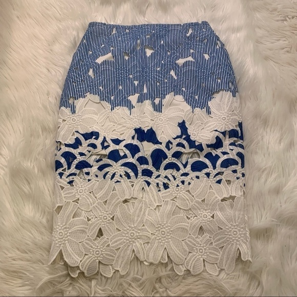 J.O.A. Los Angeles Laser Cut Pencil Skirt White Blue Floral - Picture 6 of 8